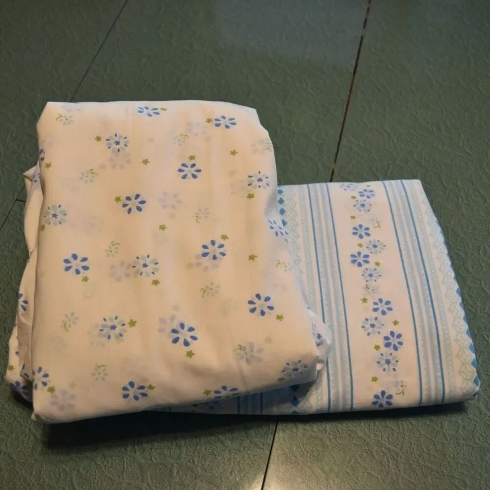 Unbranded charming vintage